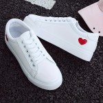 Women's Heart Print Casual Sneakers, Lace Up Low-top Round Toe Non-slip White Shoes, Versatile Outdoor Casual Shoes