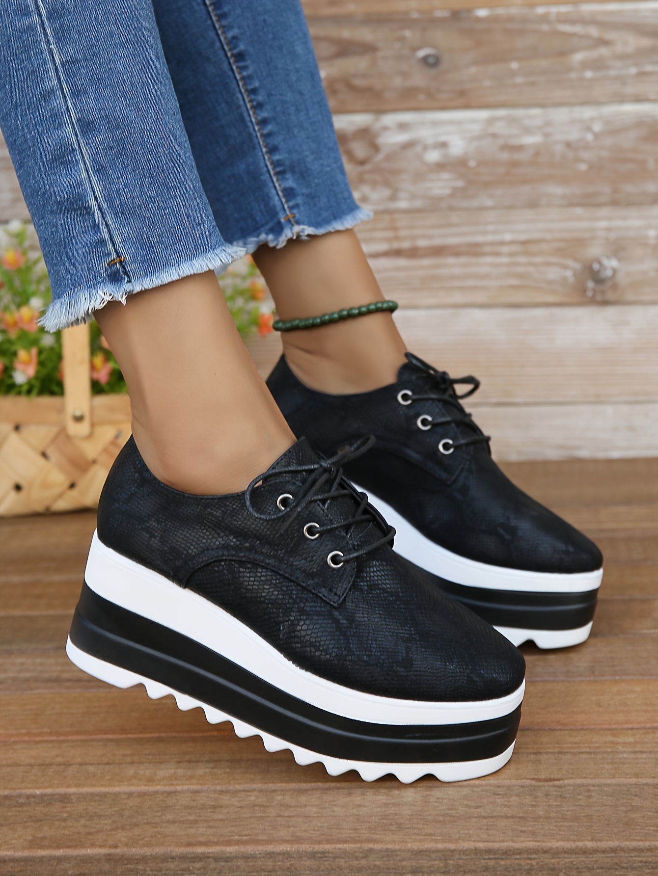 womens snakeskin pattern casual sneakers lace up soft sole platform daily shoes lightweight low top shoes details 2