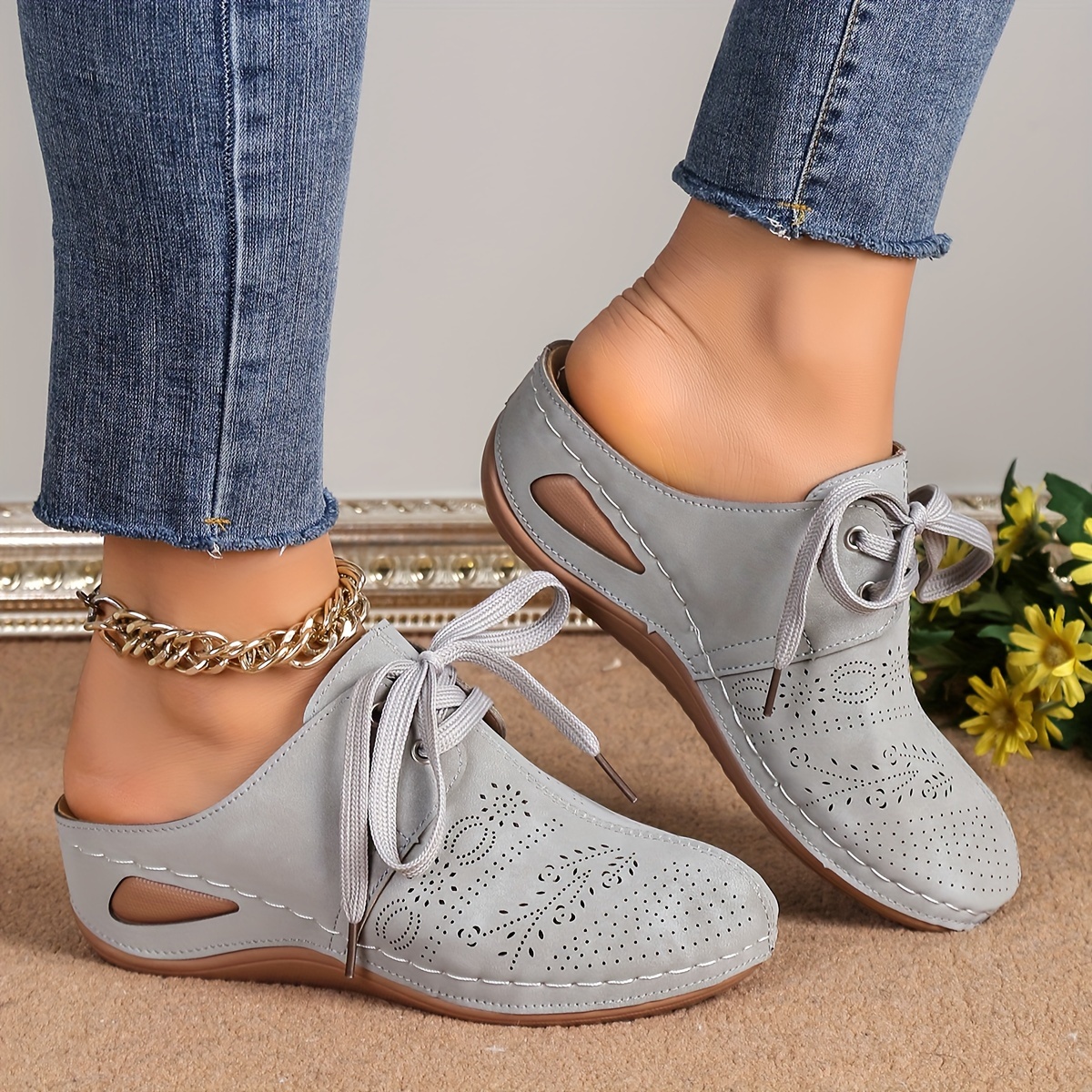 Women s Solid Color Casual Sandals, Lace Up Soft Sole Platform Closed Toe Shoes, Low Wedge Versatile Shoes details 3