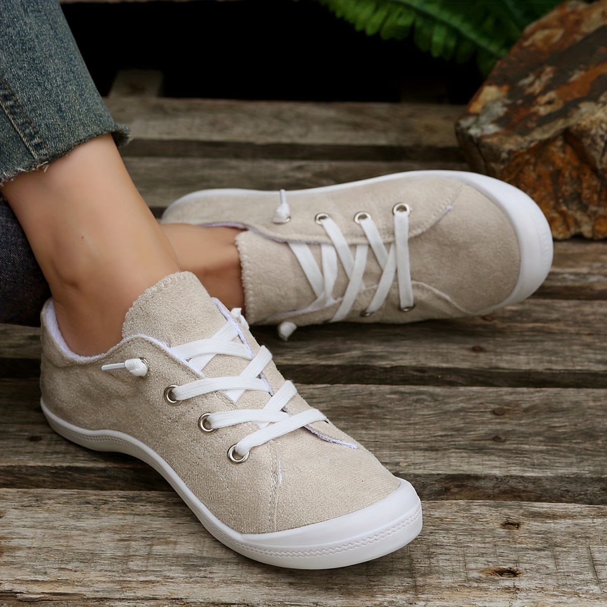 womens solid color flat canvas shoes casual lightweight lace up sneakers womens all match outdoor shoes details 3